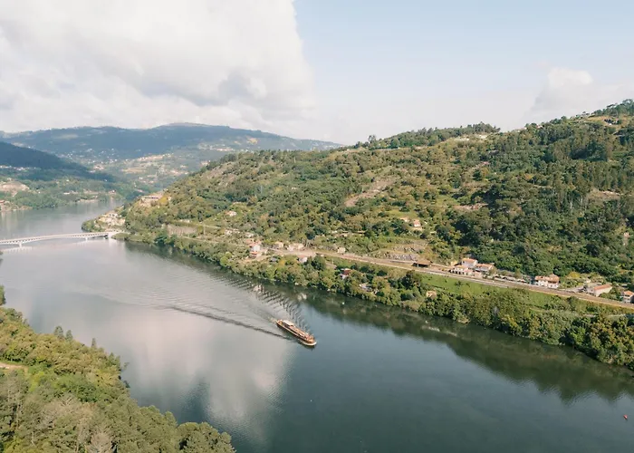 Estacao De Mosteiro, Next Stop - By Rowdhouses * Ribadouro