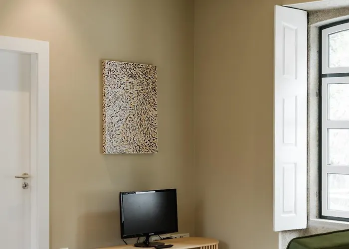 Estacao De Mosteiro, Next Stop - By Rowdhouses *